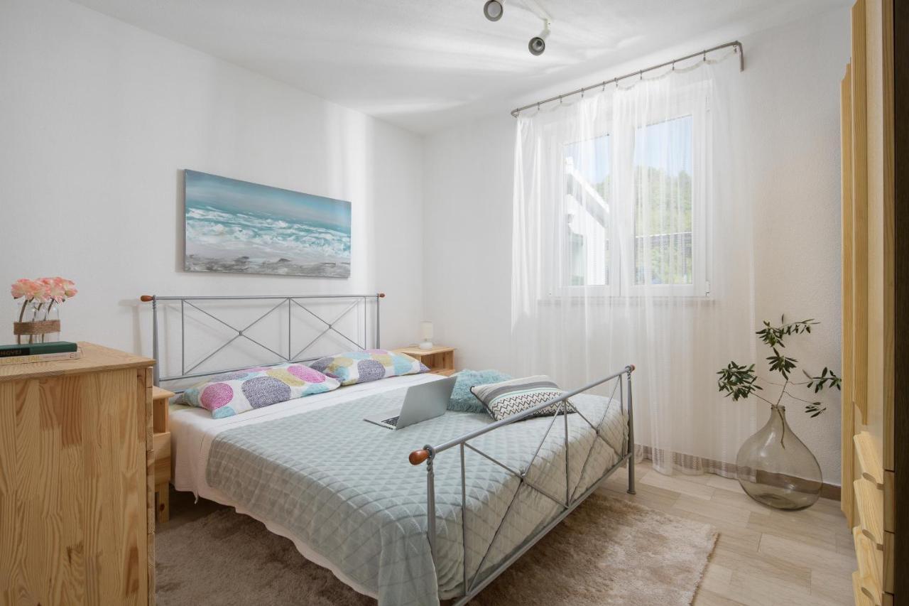 לאבין Villa Amaryllis מראה חיצוני תמונה